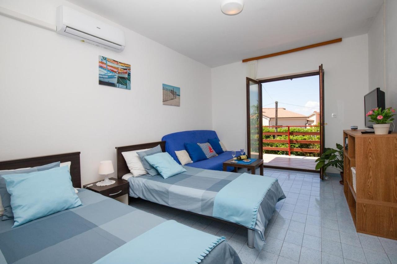Apartments Brankica Vantacici Exterior foto